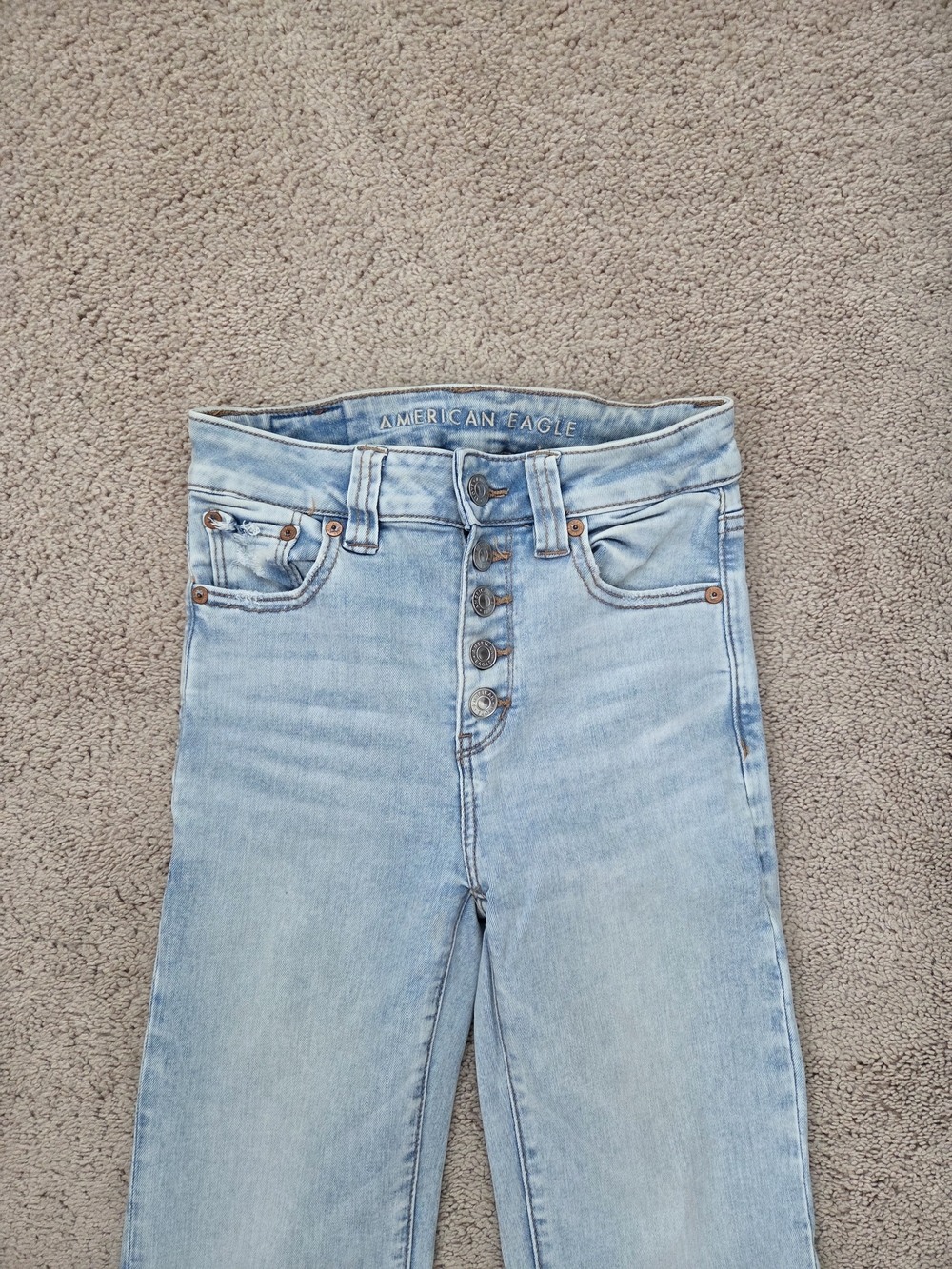 American Eagle Outfitters Light Blue High-Rise Flare Jeans - Picture 2 of 5
